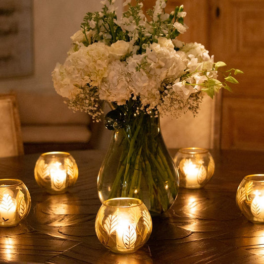 Vela votiva de vidrio grabada con vid