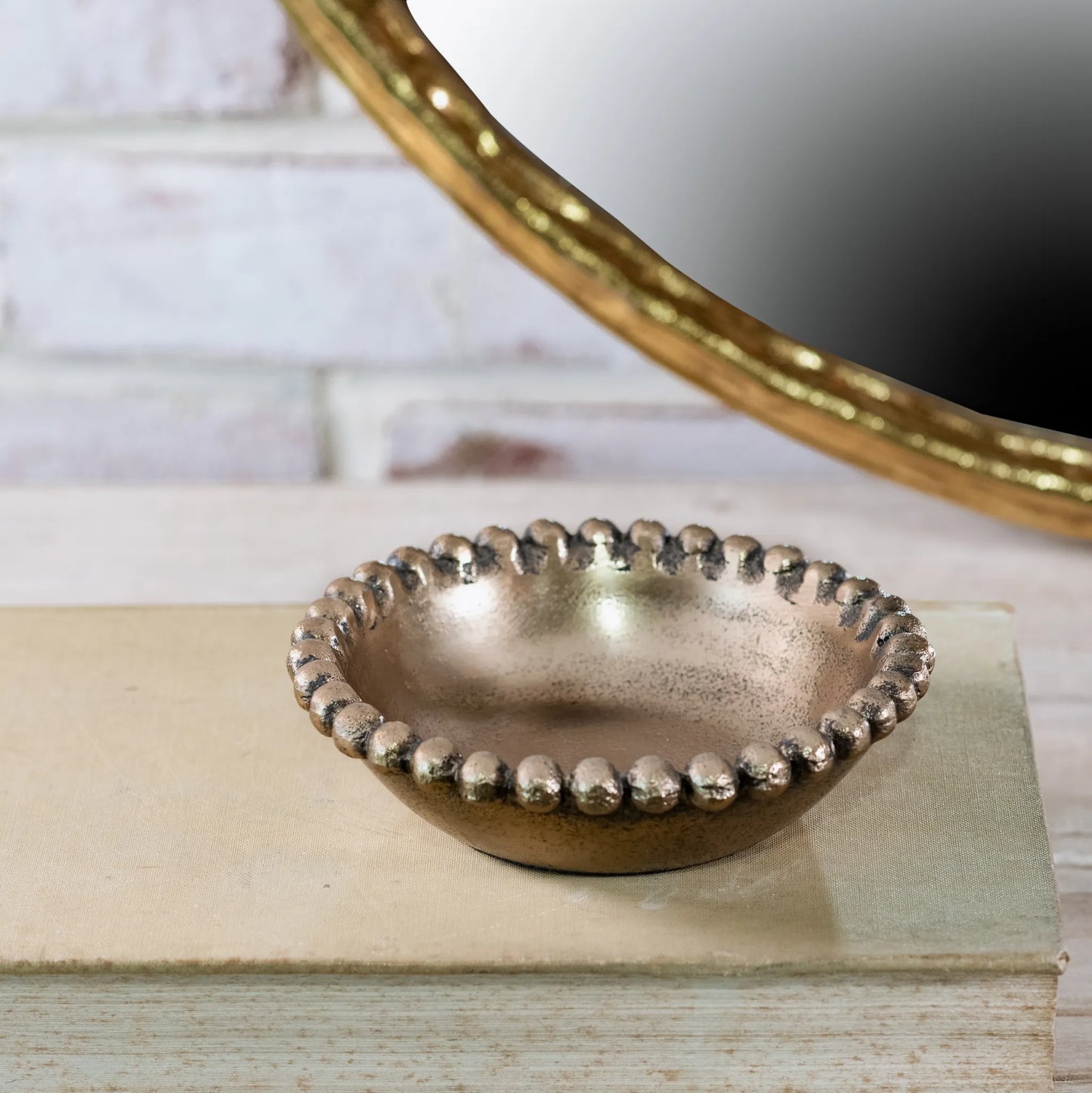 Gold Beaded Bowl - Tazón/Bol