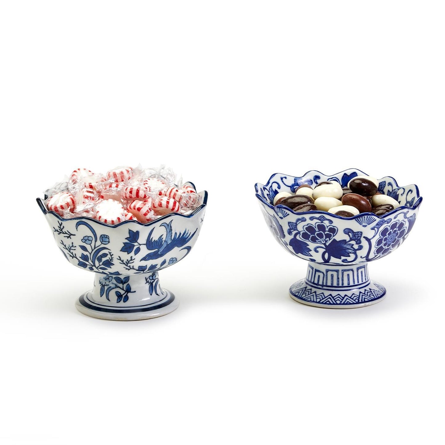 Scalloped Edge Footed Bowl - Cuenco