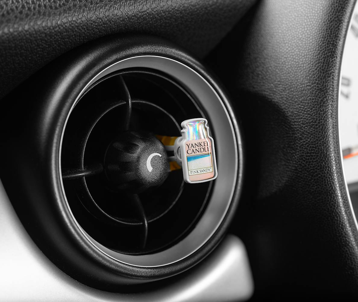 Pink Sands Car auto chip