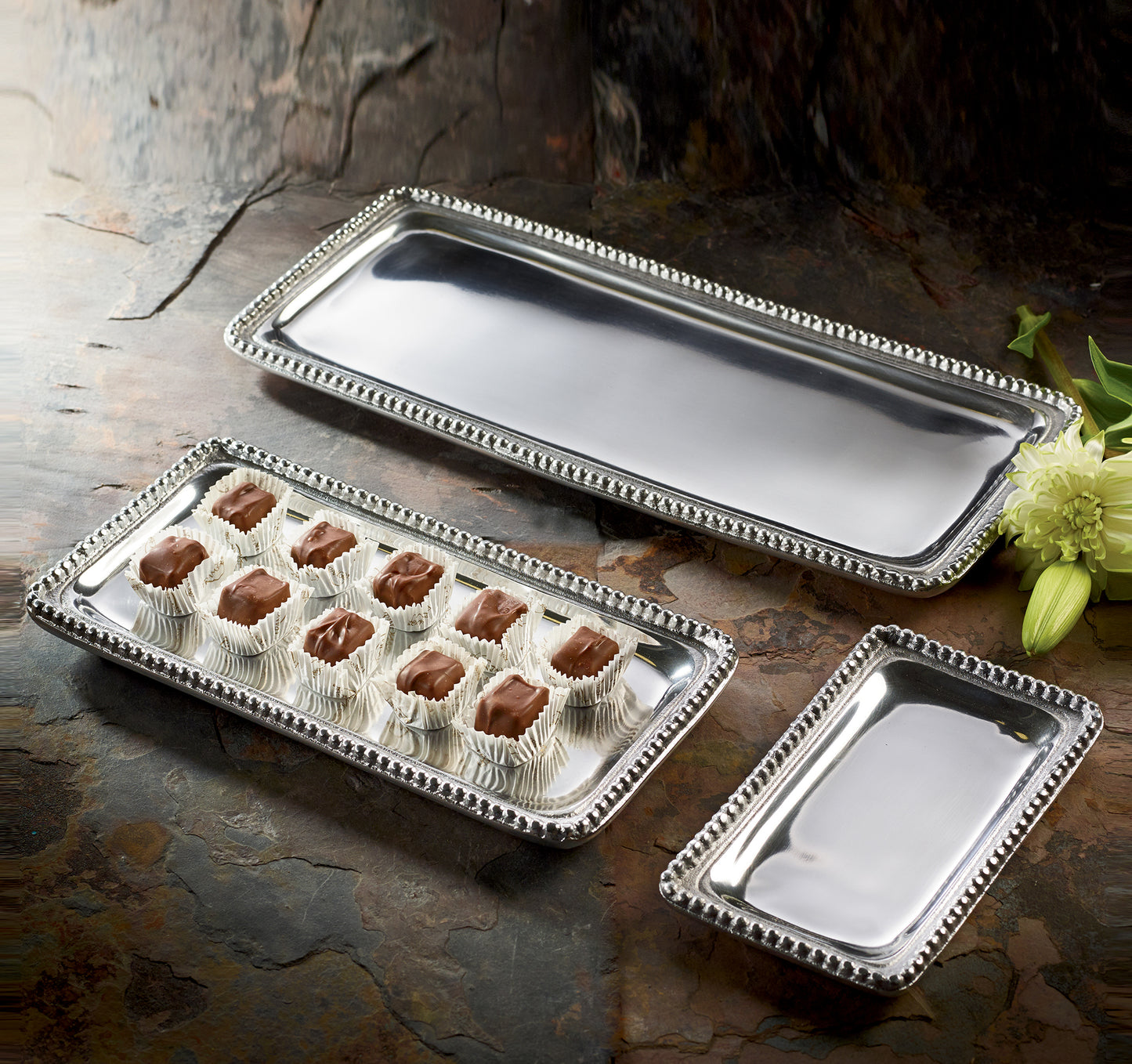 Beaded Rectangular Tray Medium - Bandeja
