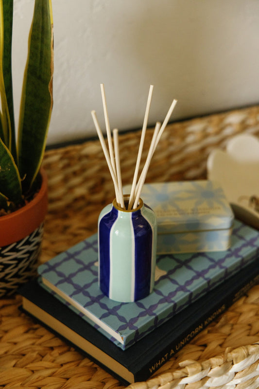 A Dopo 4 oz Diffuser Incense & Smoke - Difusor de Varillas