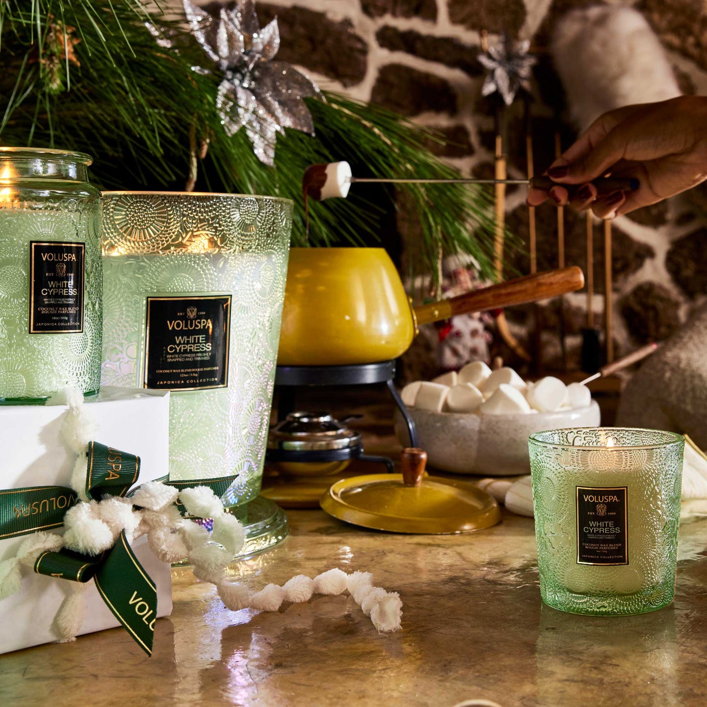 White 9 oz Classic Candle