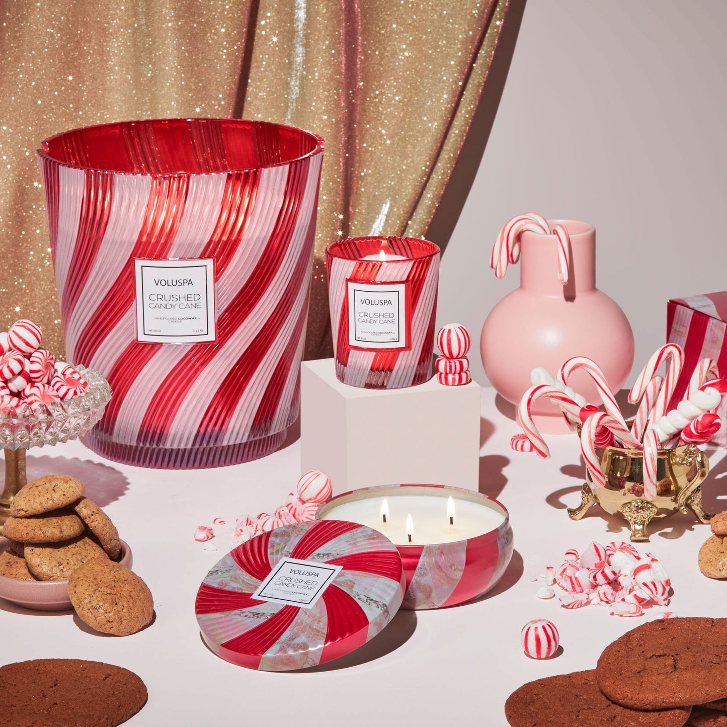 Vela CRUSHED CANDY CANE 18 OZ LARGE