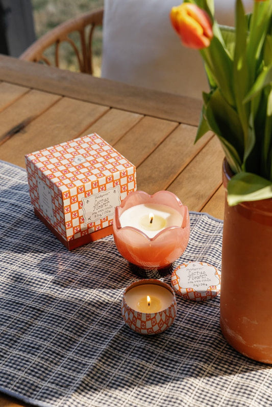 Tulip 5.5 oz Candle Cactus Flower - Vela en Envase Tulipán