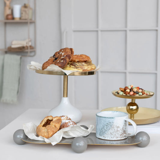 ENAMELED METAL FOOTED TRAY