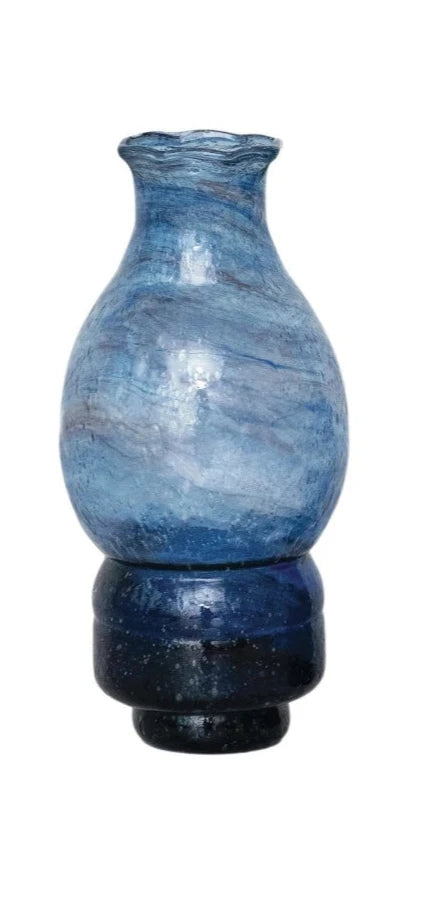 Jarrón de vidrio reciclado soplados a mano, color azul