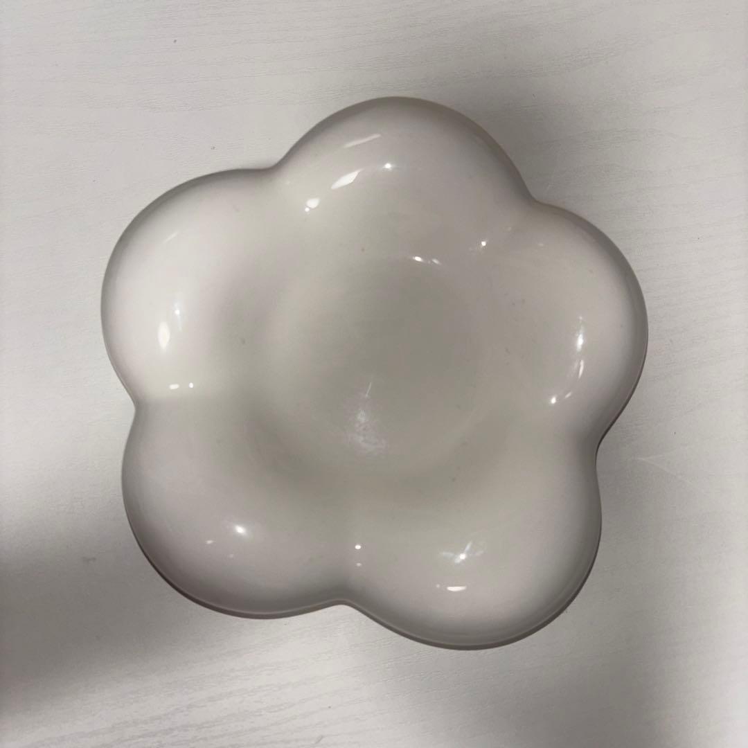 Ceramic flower Shaped