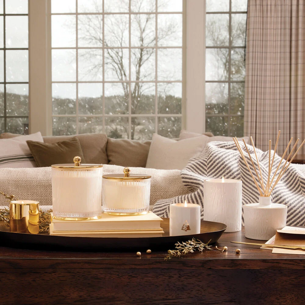 Frasier Fir Large Frosted Wood Grain Candle