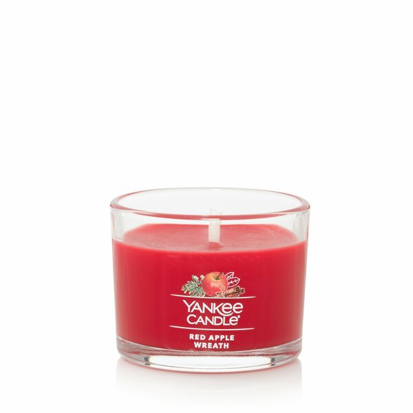 Vela Red Apple Wreath - Yankee Candle