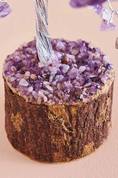 Árbol de piedras de amatista