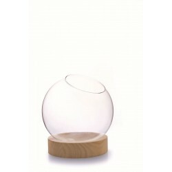 Esfera de cristal base de madera elegante