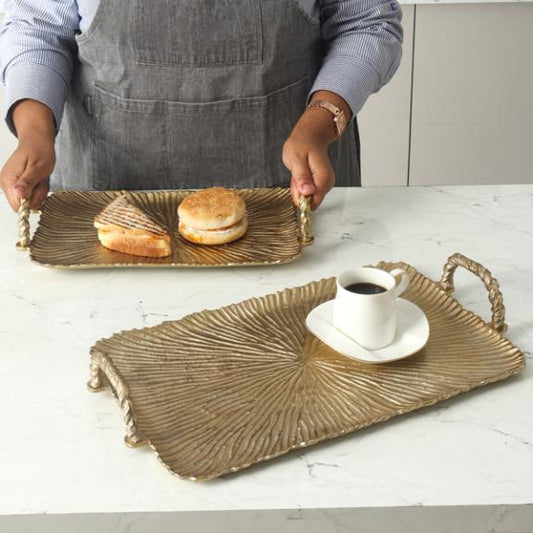 Tray With Handle - Bandeja