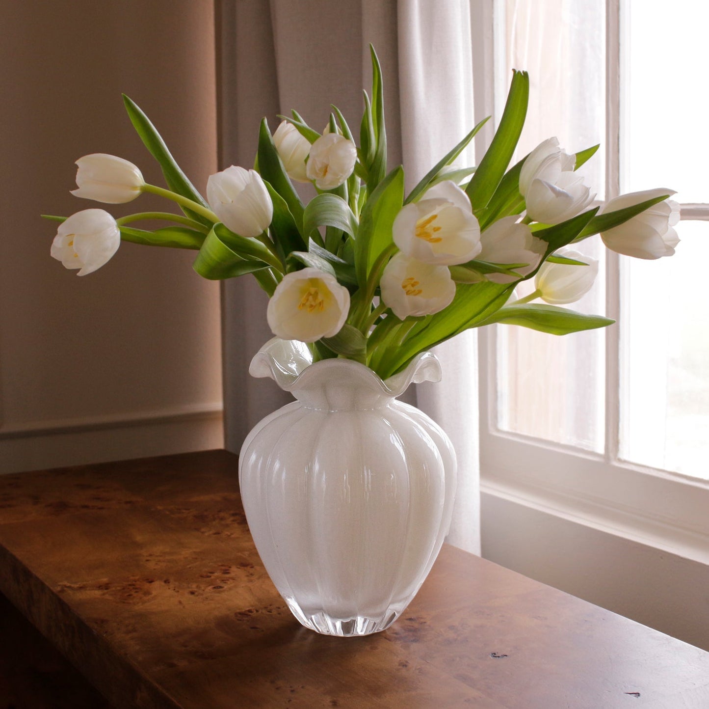 Glass Vento Medium Vase Cream - Jarrón