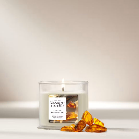 Vela Amber & Sandalwood 4.3 oz - yankee candle