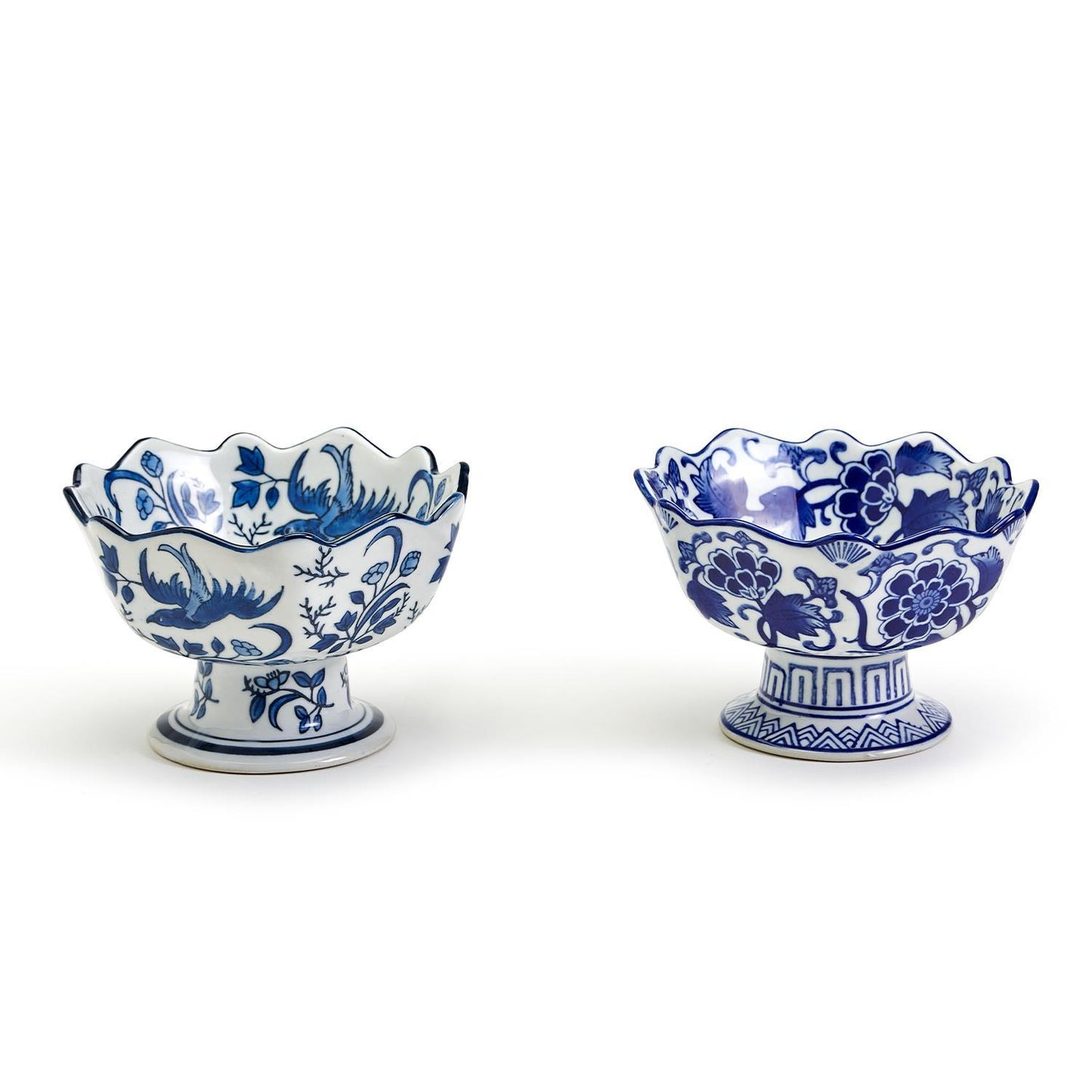 Scalloped Edge Footed Bowl - Cuenco
