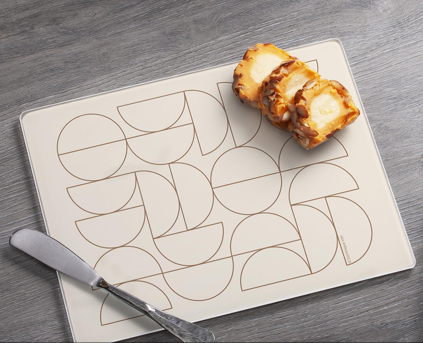 Mocha Moon Cutting Board - Tabla de Cortar