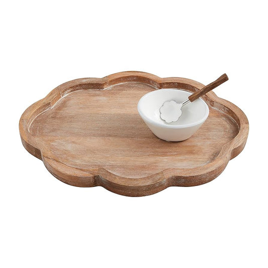 Scalloped Tray Serving