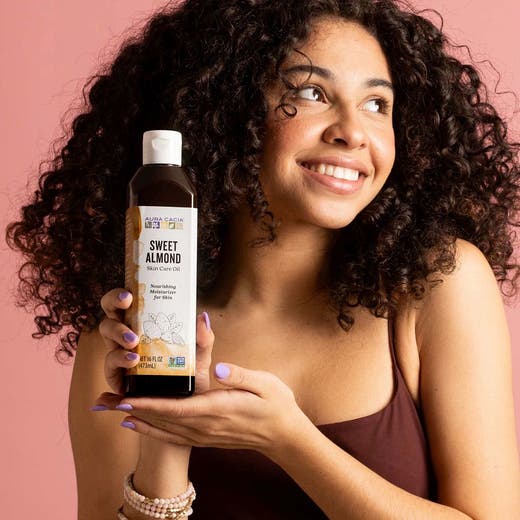 Sweet Almond Skin Care Oil 16 fl. oz. - Aceite de Almendras Dulces