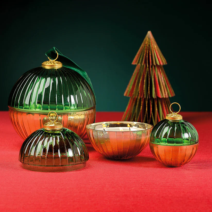 VELA PERFUMADA CON BOLA DE ADORNO DE VIDRIO GRABADO - VERDE GRANDE Ornament Candle