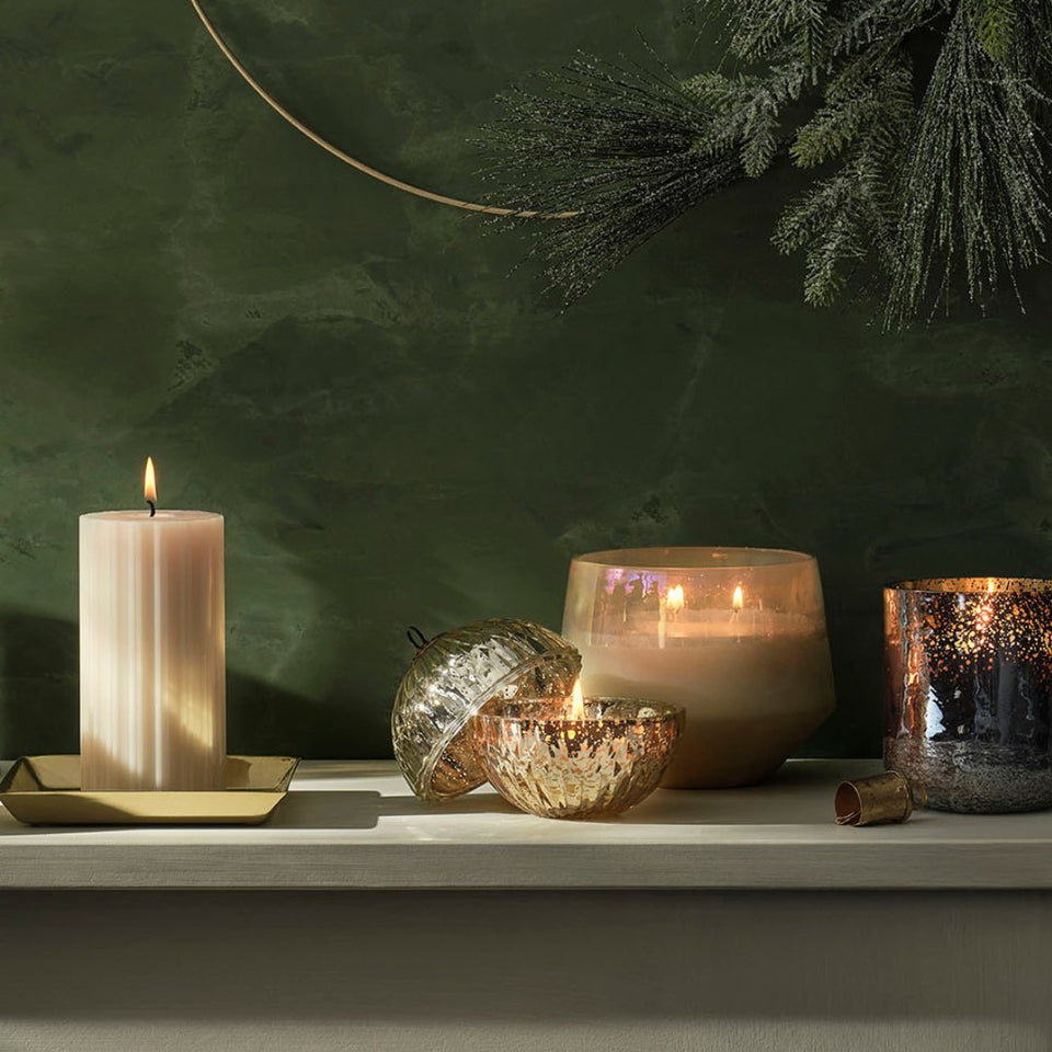 Balsam & Cedar Green Mercury Ornament Candle - Vela