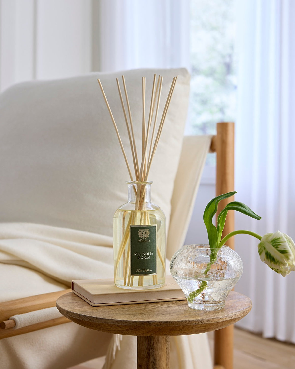 DIFFUSER 250ML MAGNOLIA BLOOM - Difusor de varillas