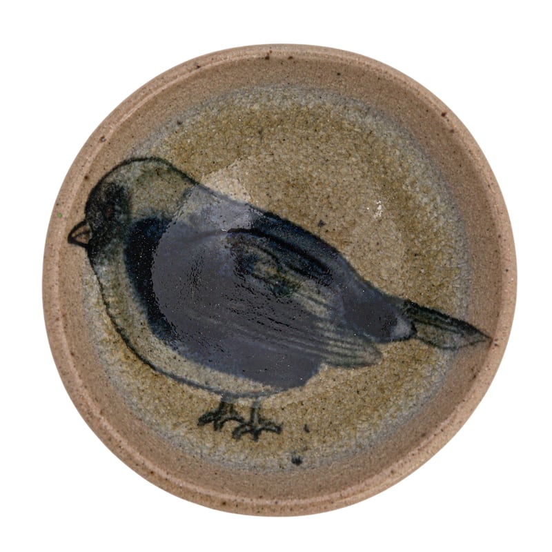 Stoneware Dish w/ Insect/Bird, 4 Styles / Plato de cerámica con insectos o pájaros en cuatro estilos