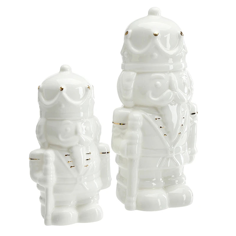 Ceramic Nutcracker - Cascanueces de Cerámica