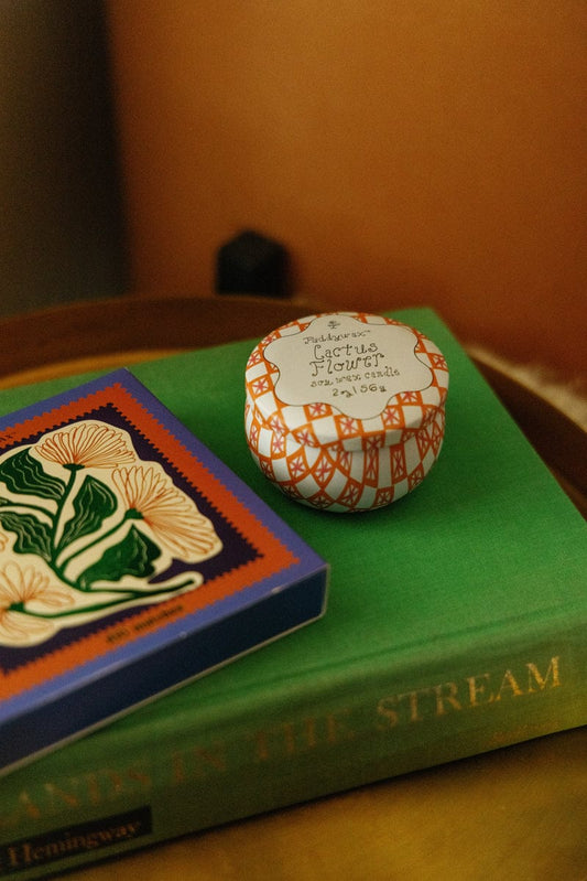 Tulip 2 oz Tin Candle Cactus Flower - Mini Vela