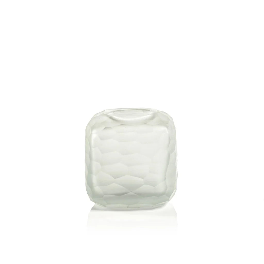HAMMERED FROSTED GLASS VASE 4.7