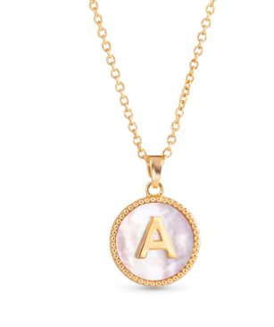Gold Mother of Pearl Initial Necklace - Collar Bañado en Oro con Inicial