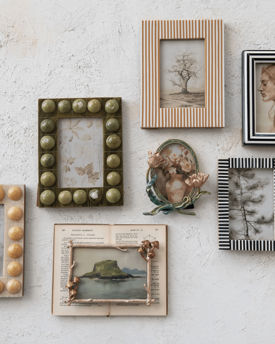 Marbled Resin Bobbin Photo Frame - Marco de Fotos