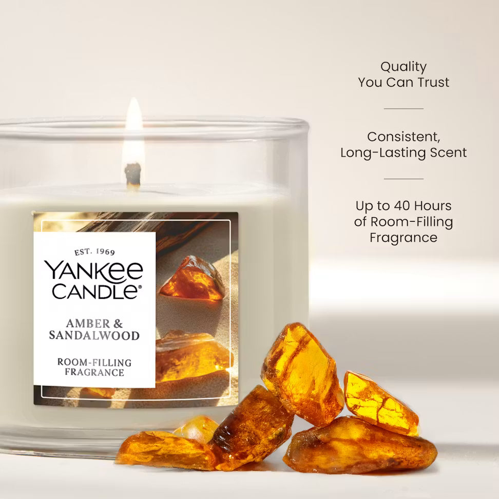 Vela Amber & Sandalwood 4.3 oz - yankee candle