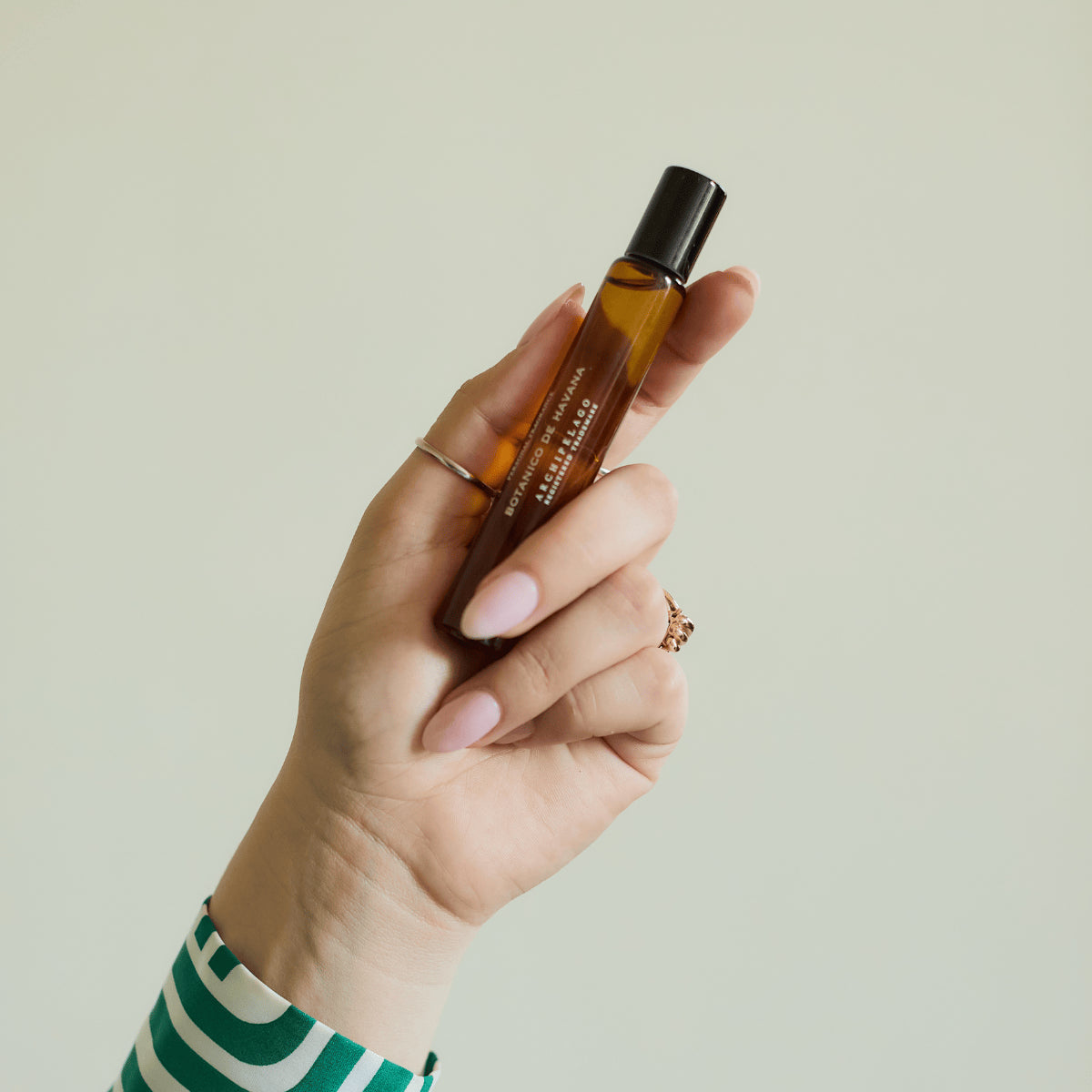 BOTANICO PERSONAL FRAGRANCE ROLLER BALL .33 FL OZ - Perfume en roll-on Botanico De Havana