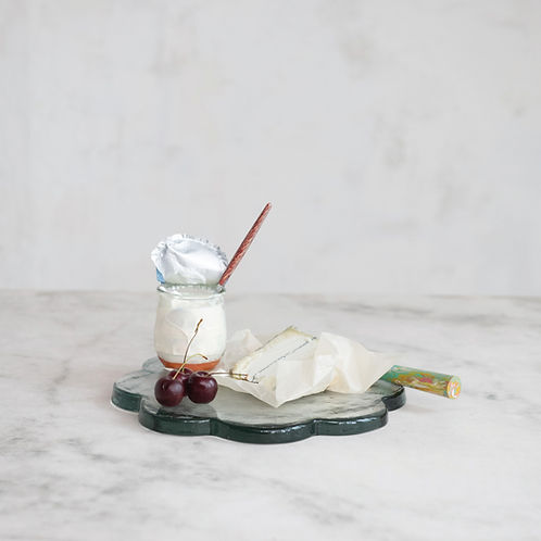 Pressed Glass Scalloped Cheese/Serving Board - Tabla para servir