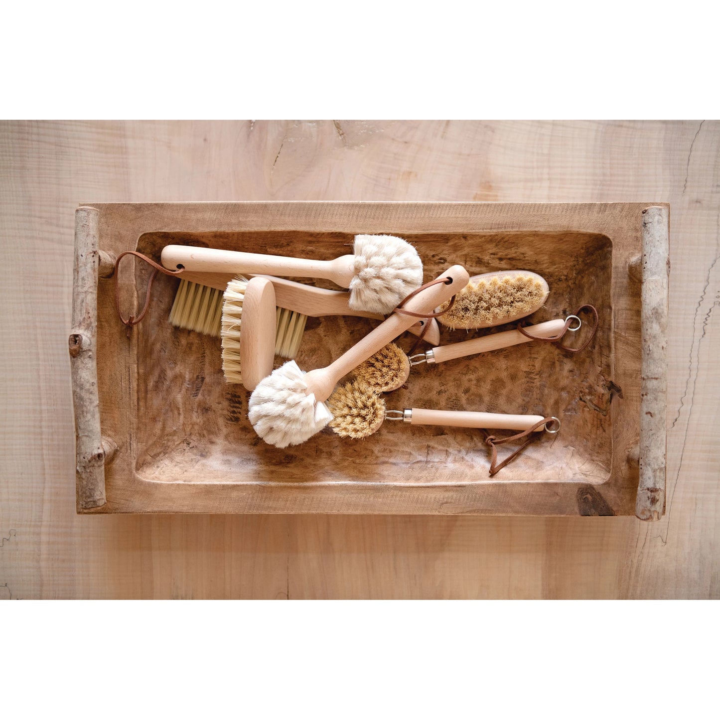 Beech Wood Dish Brush with Leather Strap / Cepillo de cocina de madera de haya con correa de cuero