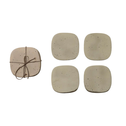 Pocked Aluminum Coasters, Gold Finish, Set of 4 Tied with Jute / Posavasos de aluminio cuadrados