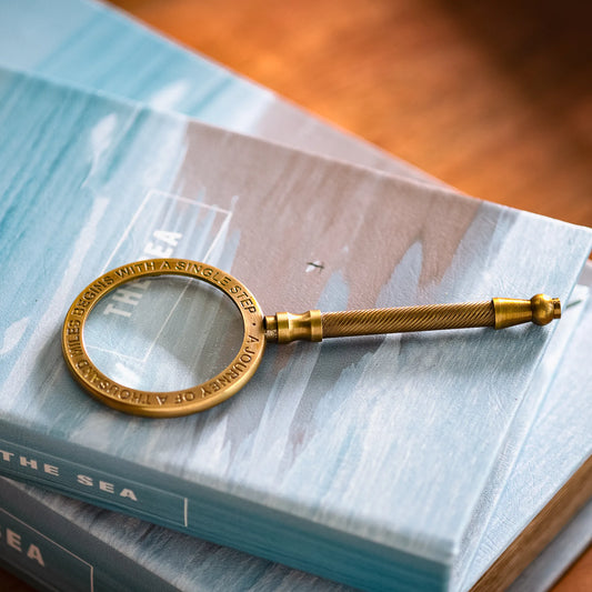 Brass Magnifying Glass - Lupa