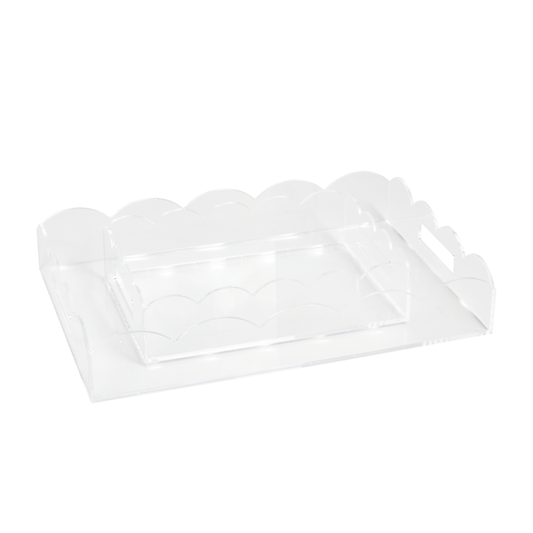 Lucite Scalloped Trays - Bandejas Transparentes