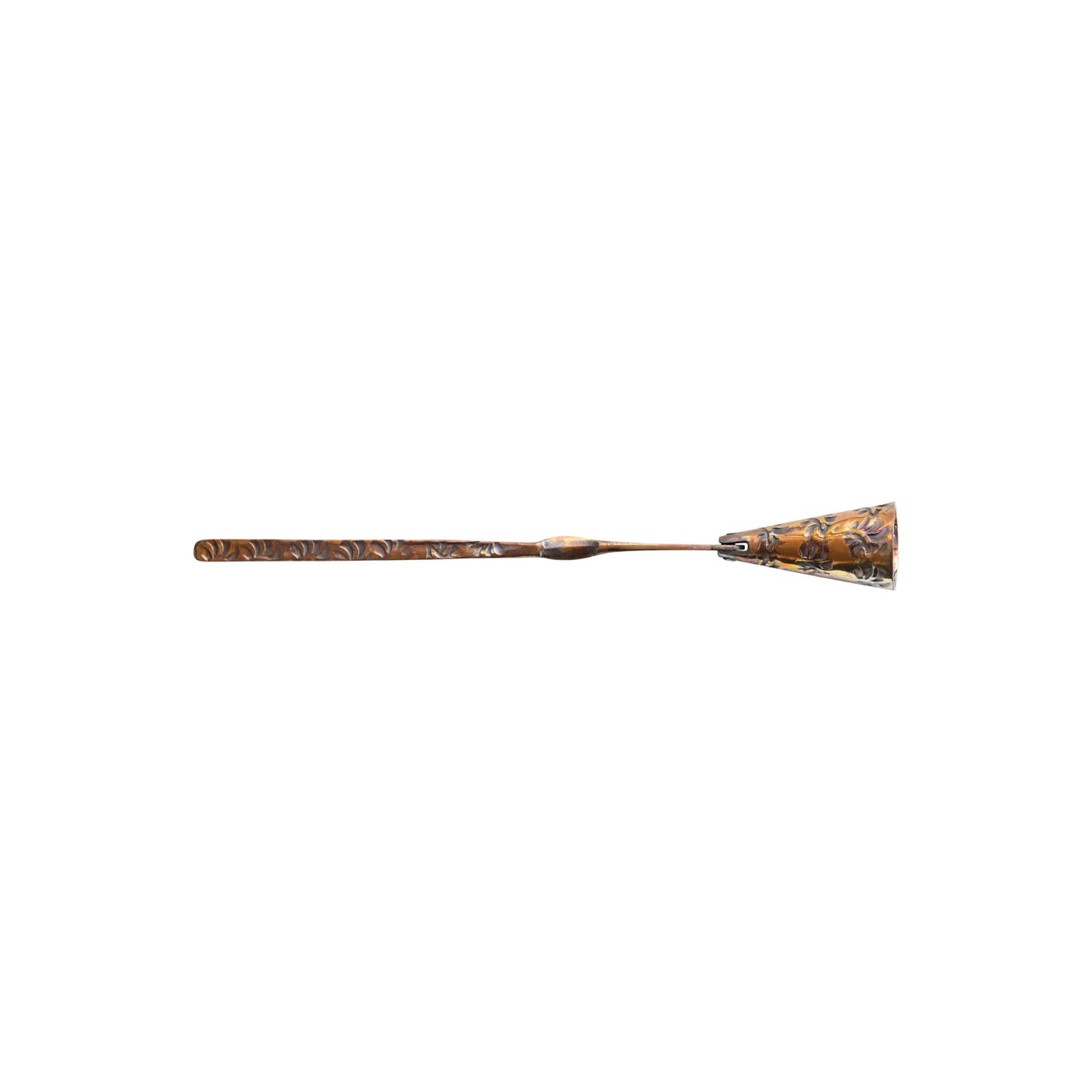 Apagavelas de cobre grabado en relieve, acabado quemado 8-1/4"L X 2-1/2"H DEBOSSED COPP - SNUFFER